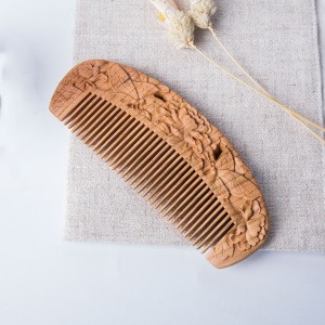 High Quality Traditional China Carved Wooden Hair Comb Anti-static Peach Wood Comb