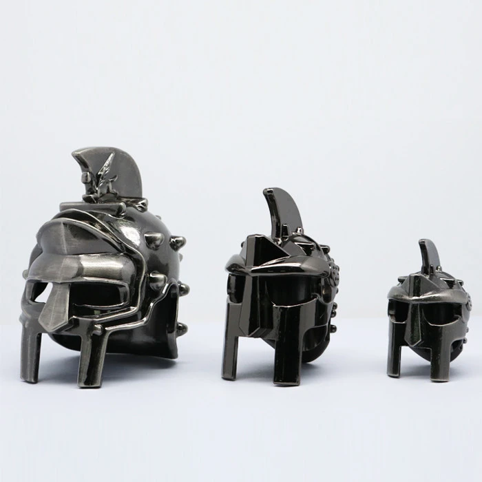 Kingtop Brand 18 years manufacturer 3 sizes italy armet zinc alloy metal sculptures