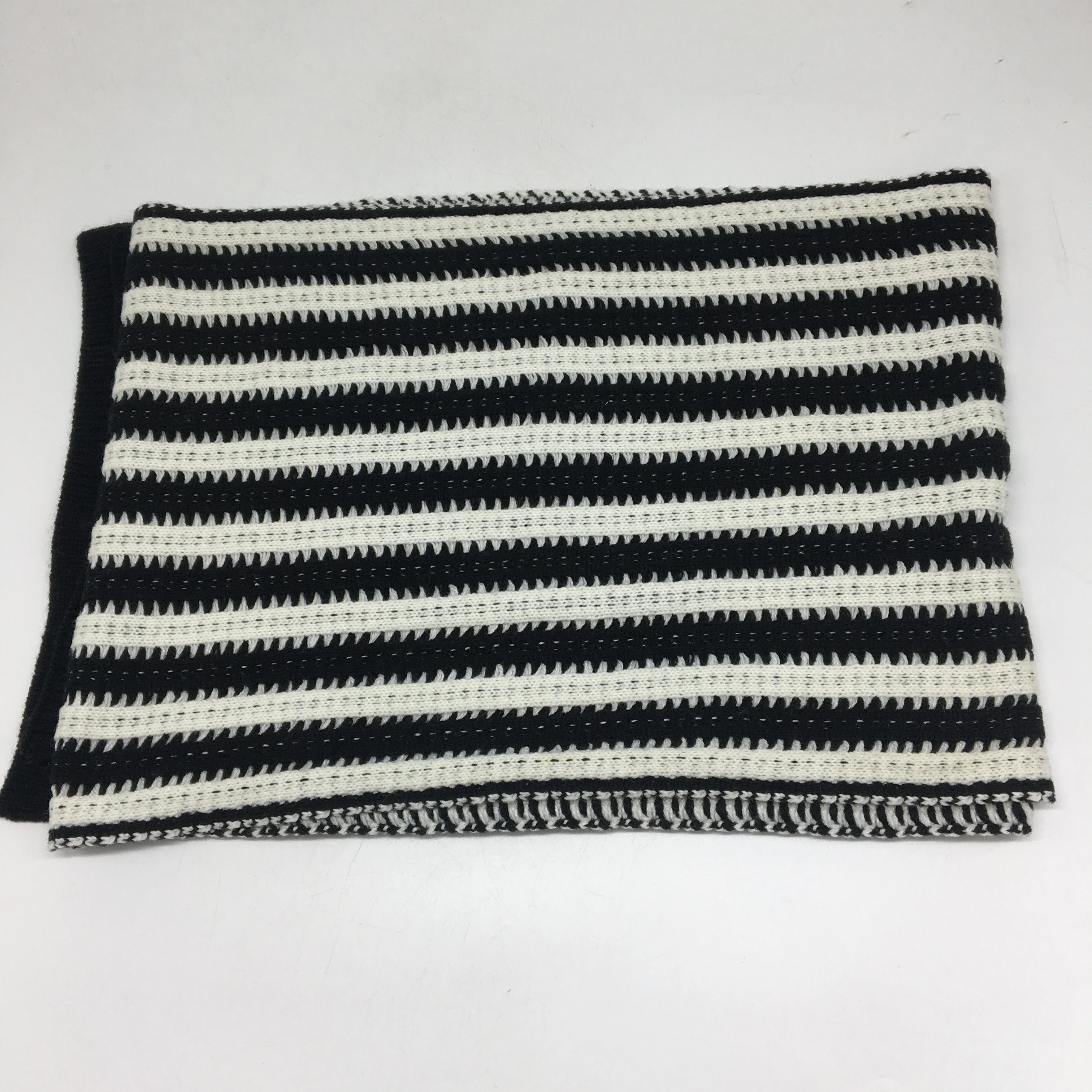 knitted scarf black and white stripe scarf  100% acrylic scarf