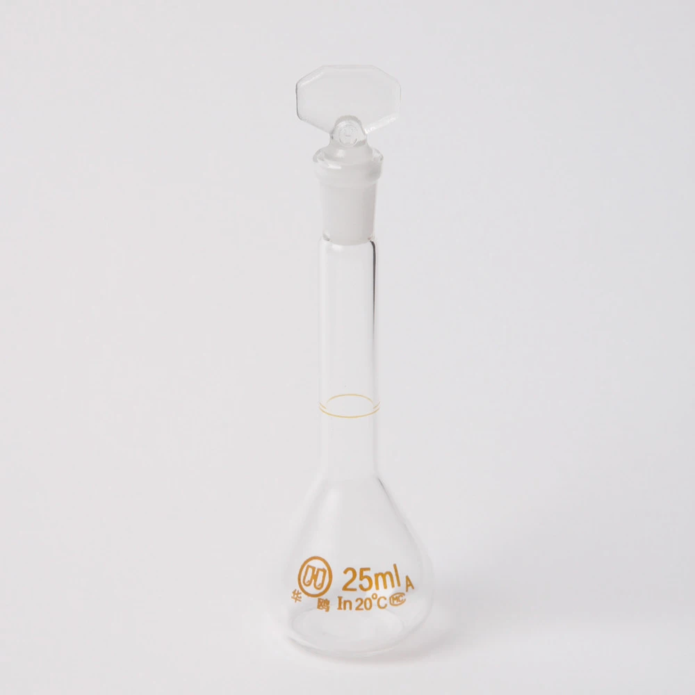 Made in China Laboratory of Glass Instrument Precision indexing chemical glass measuring bottle