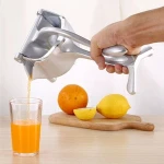 Multi Function Kitchen Gadgets Natural Fruit Metal Lemon Lime Squeezer/ Lemon Grater Manual Citrus Press Juicer