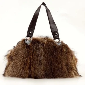 New Product Genuine Women&#039;s Raccoon Fur Bag Satchels with Removable Shoulder Strap in Competitive Price Fur Bag