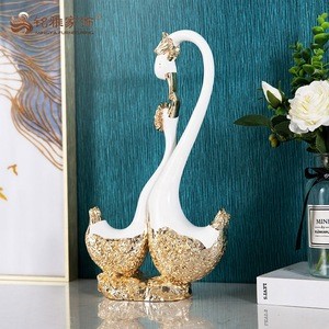 Resin home decoration resin couple swan animal statue