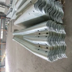 W- Beam Guard rails/ Galvanized Guardrails/Traffic Barrier