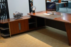 President's Desk 03A-2601