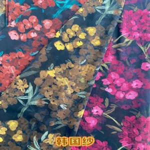 Manufacturer Wholesale 100% Polyester Fabric Chiffon Roll Polyester Fabric Per Meter