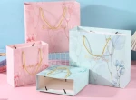 CUSTOM DESIGN PAPER SHOPPING BAGS