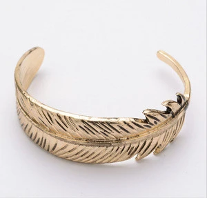 2016 popular bracelets fashion zinc alloy gold plated feather blank cuff bracelets wholesale