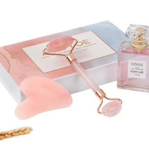 Aoyoe Amazon hot sell real pink crystal High Quality Facial massage Jade Roller natural Rose Quartz Jade Roller And Gua sha Set