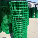 Cheap Price double wire mesh fence crimped concrete