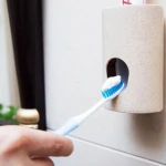 Classic Design Automatic Toothpaste Dispenser Toothpaste Dispenser With Super Sticky Suction
