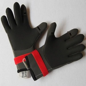customized diving gloves
