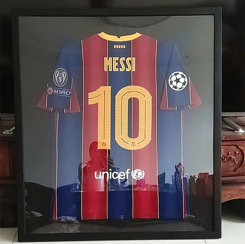 Factory Offer Wooden Sports Shadow Box Football Basketball Display Stand jersey frame display case