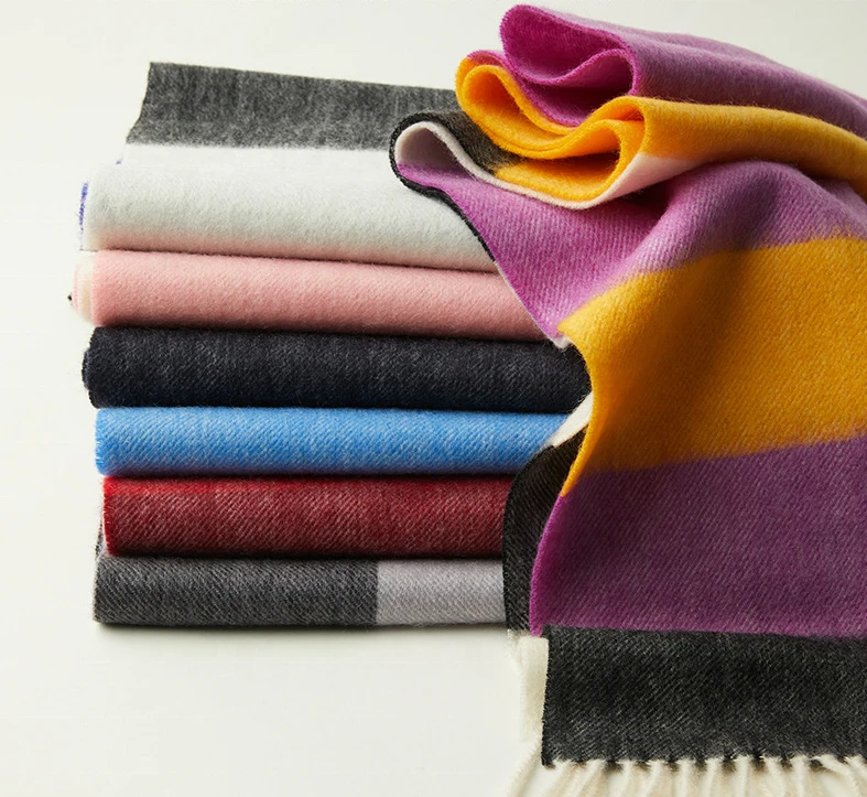 Fashion 2021 bean navy green plaid wool blend scarf italy 100% wool knit scarf pattern
