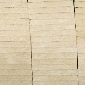 Fireproof rock wool insulation composite thin board
