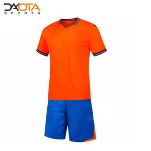 Football Training Suit Design Your Own Soccer Uniform 2018 new style
