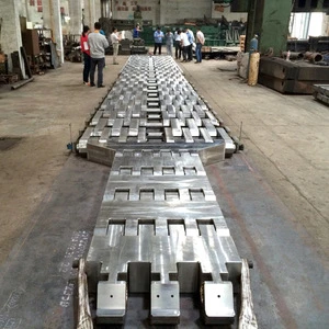 High accuracy low frictional resistance linear guide rod