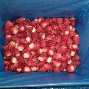 High quality frozen whole fruit or diced strawberries Packed in 10 kg carton bag