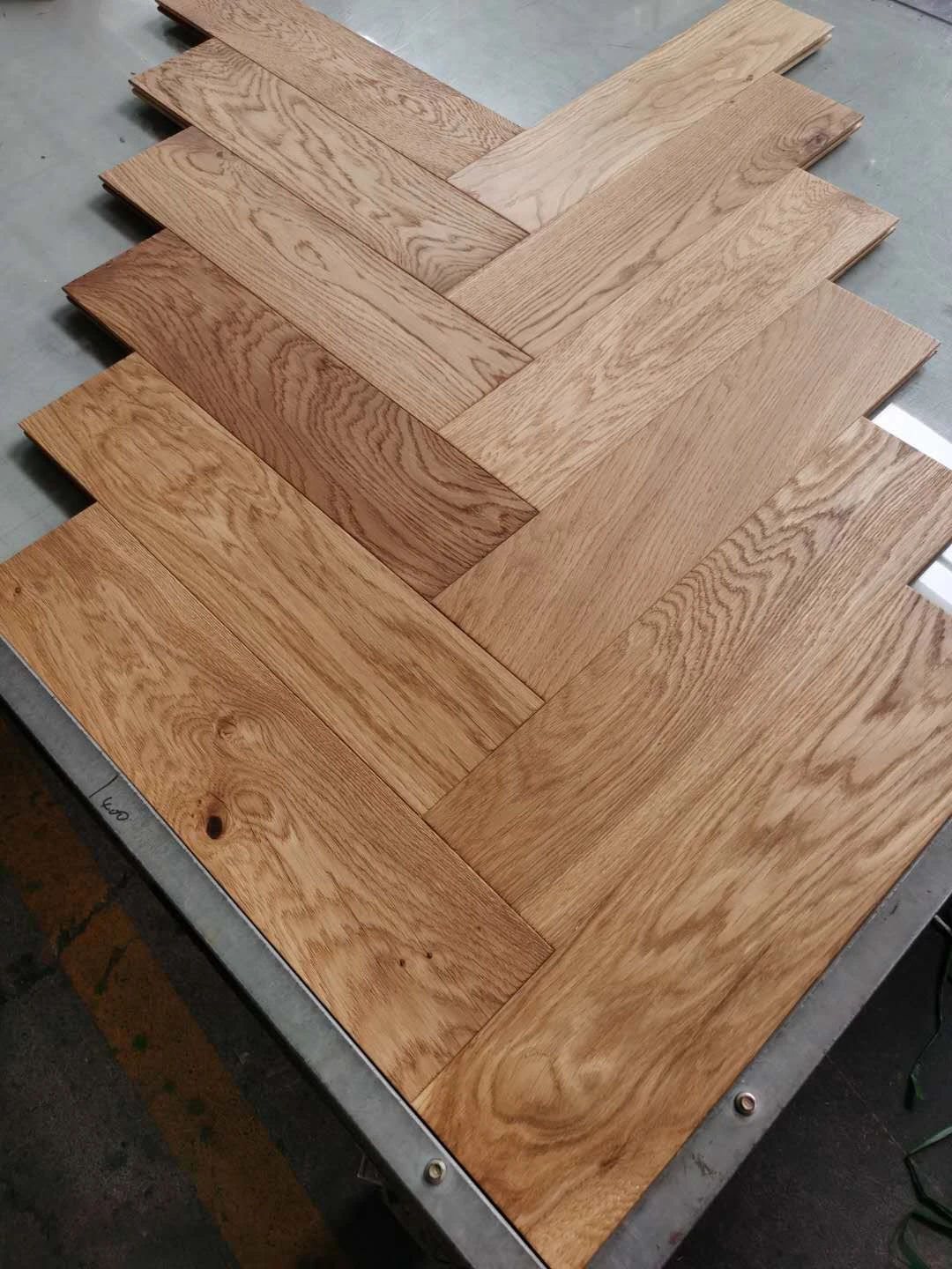 In Stock! Jesonwood Solid Oak Herringbone Flooring Smoked Real Wood Panel Wooden Parquet Oak Flooring