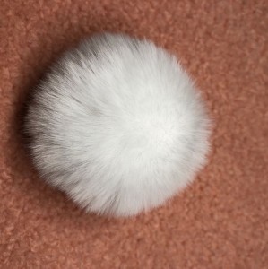 Large Rabbit Fur Pom Poms Wholesale Fur Pom Poms For Hat Clothes Decoration