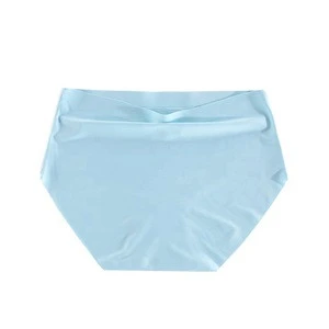 New plus size comfortable durable women seamless panties sexy traceless ice silk underwear