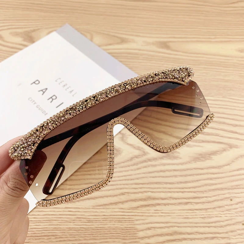 yiwu Finewell luxury women sun glasses sunglasses diamond amazon products 2021 sunglasses rhinestone gafas de sol 2021