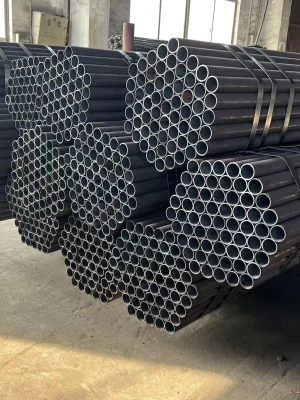 Petroleum and natural gas industries-Steel pipe for pipeline transportation systems