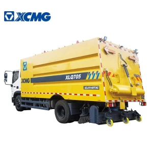 XCMG Official XLQ705 Vacuum Cleaner Truck 7m3 Road Surface Dry Cleaning Truck Price for Sale