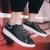 Import 2019 Hot Sale Men&#39;s Light Reflective Shoe Fashion Skate Shoes Classic Lovers Shoe For Women Low MOQ Cheap Wholesale from China