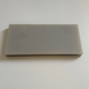 Aluminum nitride plate, aluminum nitride heater, aluminium nitride ceramic