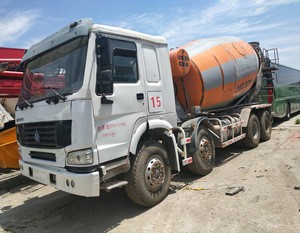 Cement Mixer h-owo 8*4 Party Power Truck  10 cubic meters 12 cubic meters for sale