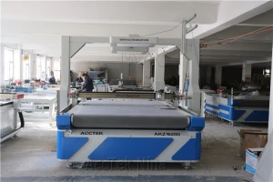 Factory Price Auto feeding CCD CNC Oscillating Knife Rubber PTFE Gasket Composite V cut knife Cutting Machine with projector