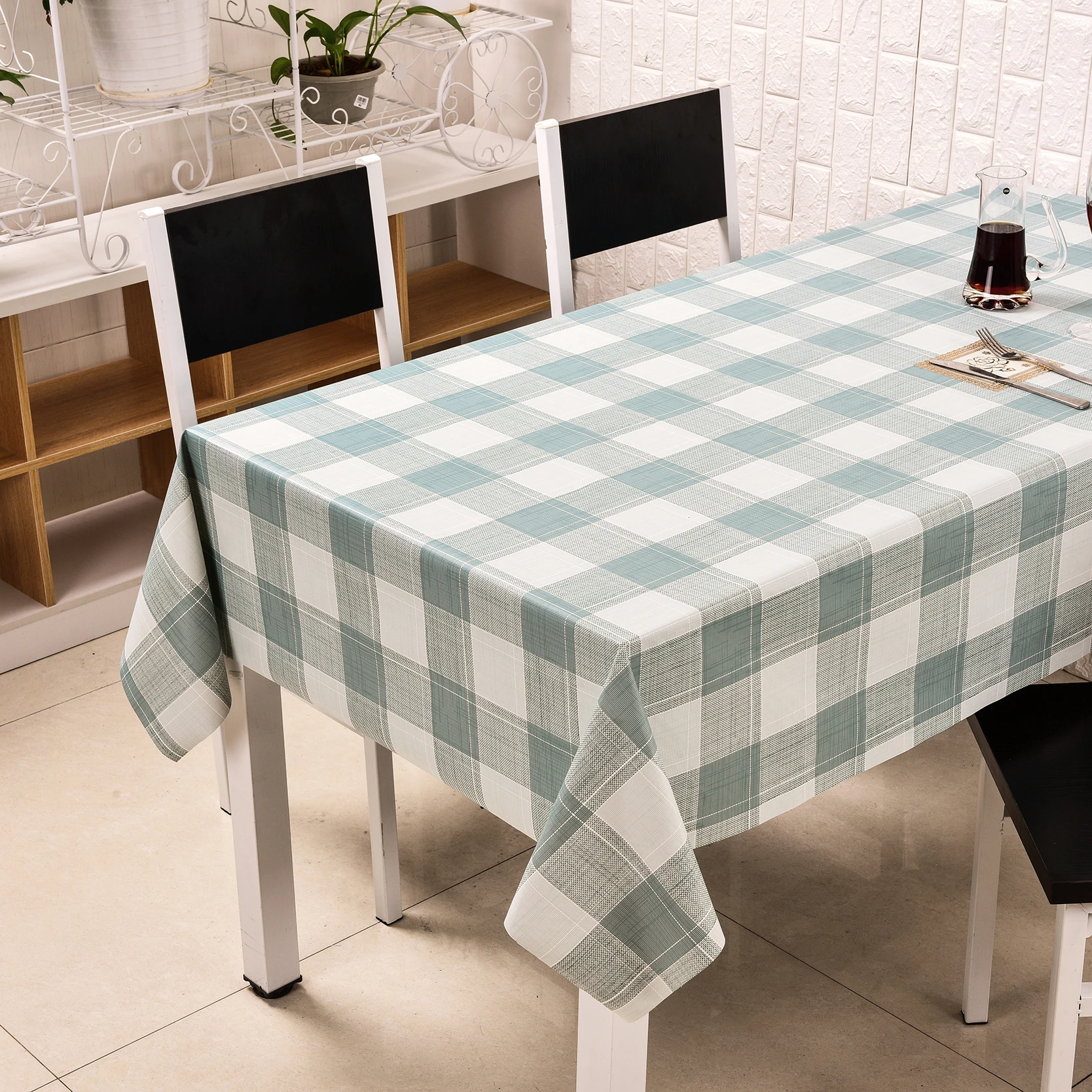 Hot Sale Customized Logo Fashionable Printing Dining Outdoor Plastic Pvc Tablecloth Transparent