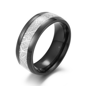 Hot selling ice silk foil men&#39;s ring titanium steel ring accessories