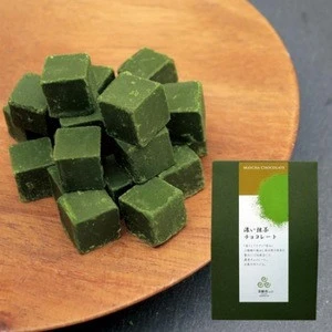 Japanese chocolate luscious Matcha chocolate  Does not use any pigments