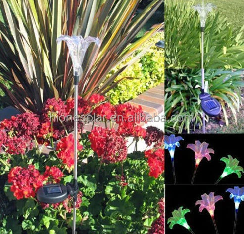 Lily Solar Flower Light Garden/Yard Decor Stake Multi-Color Changing LED Light New