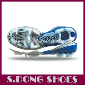New men soccer shoe sole material