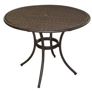 outdoor rattan table