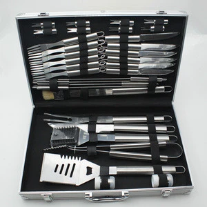 Professional Complete 32PCS Outdoor Grilling Accessories BBQ Grill Tool Set with Aluminium Case