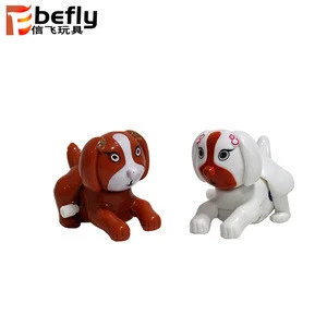 Shantou Factory small plastic wind up toy dog for kid