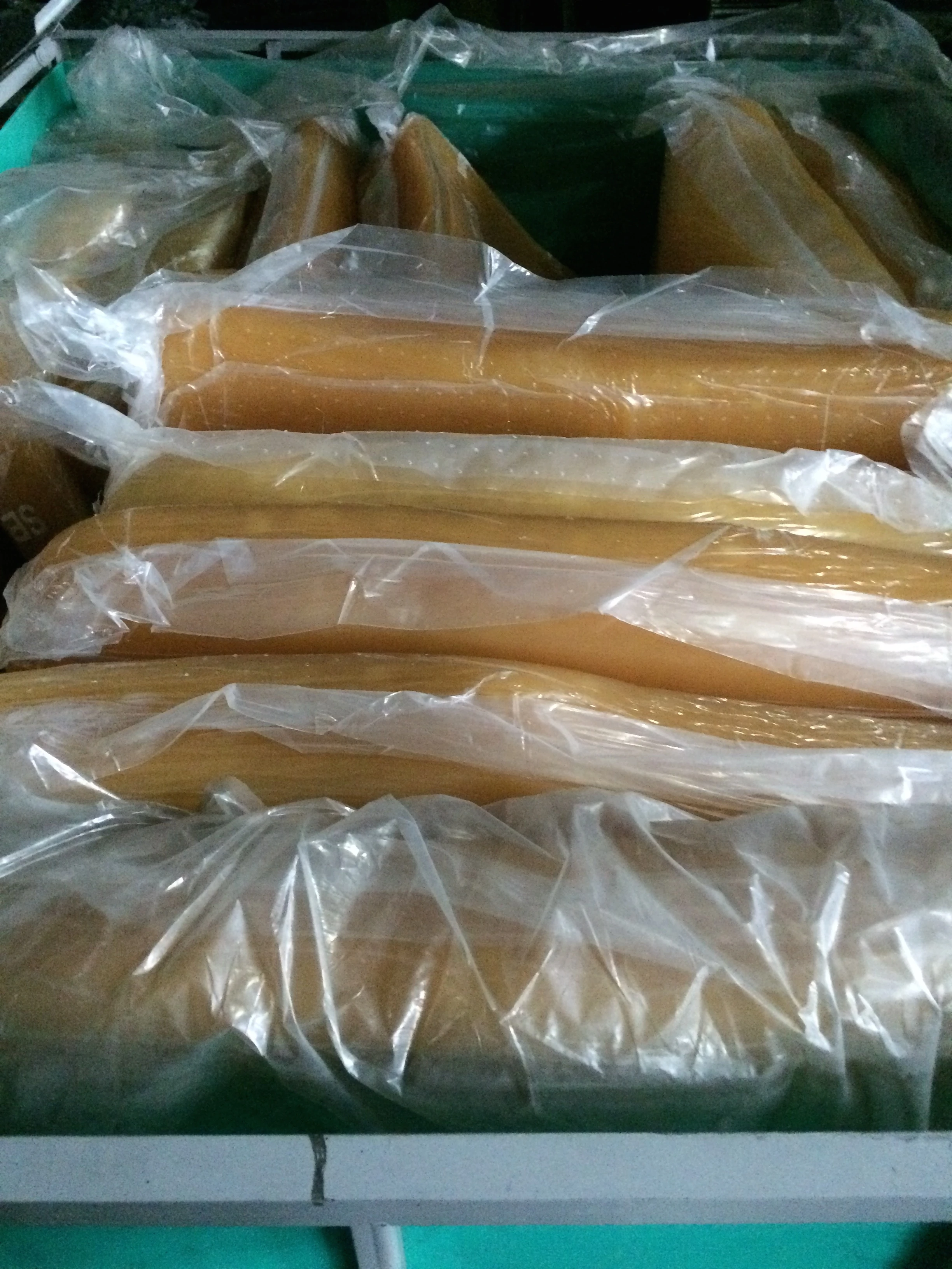 Styrene Butadiene Rubber Cheap Sheet Roll SBR High Quality bale Producer exporter 1502 / SBR raw material 1500 / 1712