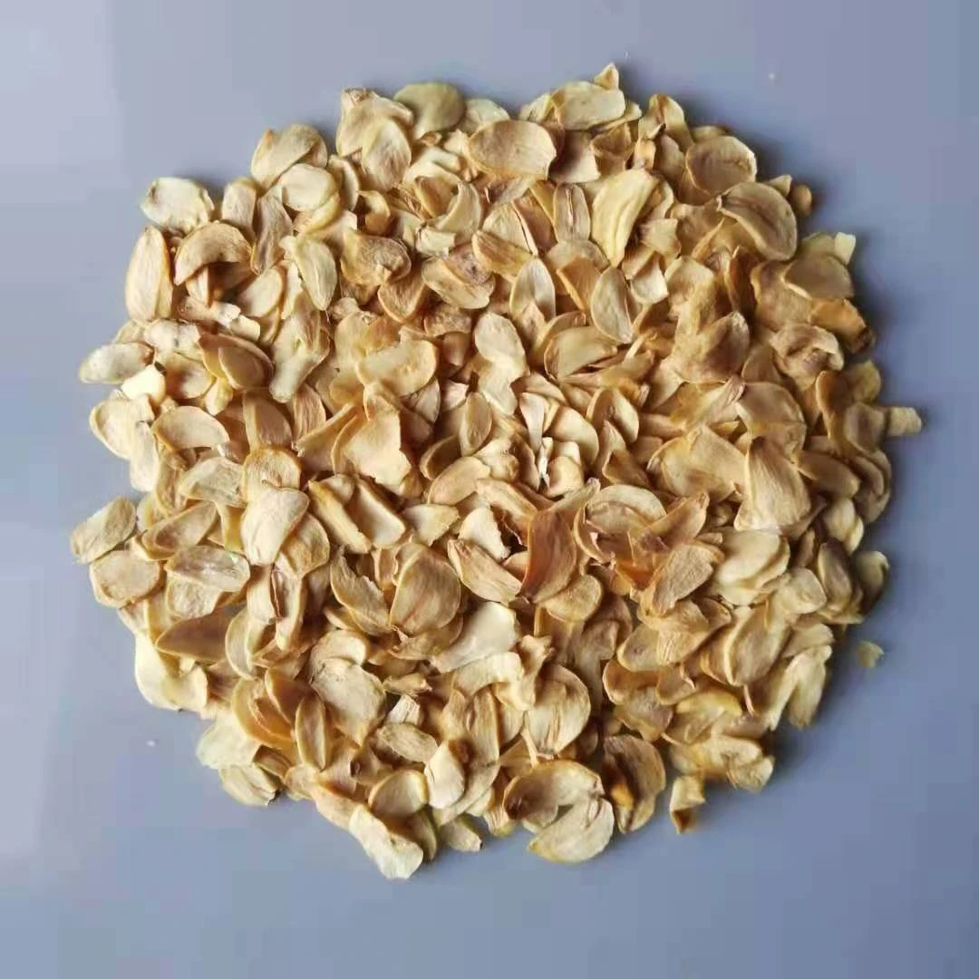 Wholesale AD dehydrated four or six cloves garlic slices from China