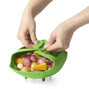 https://img2.tradewheel.com/uploads/images/products/6/7/wholesale-silicone-egg-steamer-vegetable-steamer-basket-pot-useful-flexible-silicone-steamer1-0419854001553977555.jpg.webp