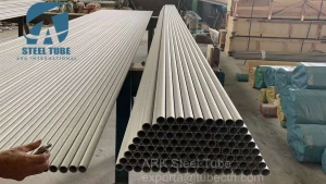 Seamless Stainless Steel Tube ASTM A312 TP304 Tp316 Round Tube
