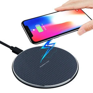 10 Watt Fast Charge K8 Qi Wireless Charger Portable Charger for iphone samsung
