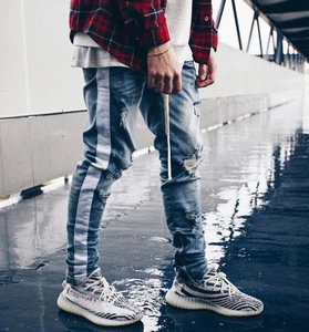 2019  Men Streetwear Ripped Jeans  New Fashion Hip Hop Side Striped Jeans Fitted Bottoms Zipper Men Jeans Trouser