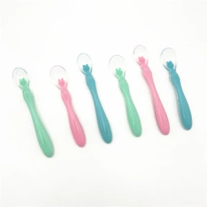 Baby Eating Complementary Food Training Spoon Feeding Soft Head Silicone Spoon Wholesale Baby Silicone Spoon