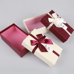 Bow tie ribbon gift box creative worldr carton flower box.