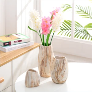 Ceramic vases, stone patterns, modern flower vases.