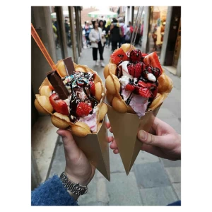 Disposable Hot Food Grade Paperboard Triangle ice cream Packaging Pizza Packing Egg Bubble Waffle Holder Paper Crepe Cone
